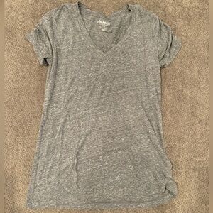 Heathered gray tee